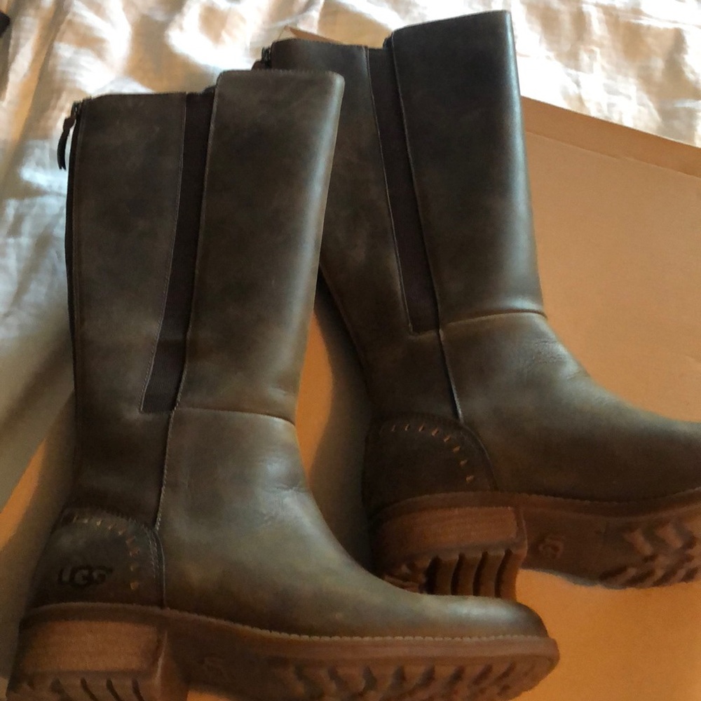 UGG Vinson Riding Boots 7.5